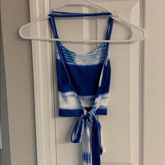 Sexy Halter Top! - Picture 2 of 3